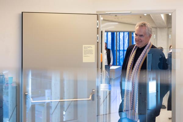 ReGenerativa: Kay Walkowiak &quot;Tiere und andere Spezies, Natur und Pflanzen&quot;  (Kinder Kunst Labor, 19.11.2025) Foto: eSeL.at - Lorenz Seidler