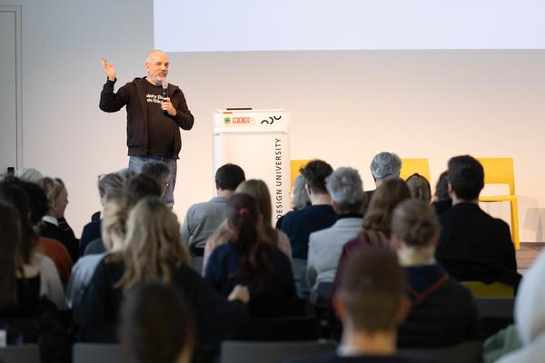 ReGenerativa "Regenerativen Wohlstand gestalten" Auftaktveranstaltung (New Design University St. Pölten, 27.11.2025) Foto: eSeL.at - Lorenz Seidler