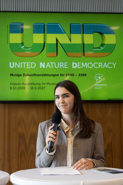 Eröffnung: ReGenerativa "UND - United Nature Democracy" Mutige Zukunftserzählungen für 2040–2100 (Museum Niederösterreich - Museumsgarten, St. Pölten, 8.10.2026) Foto: eSeL.at - Lorenz Seidler