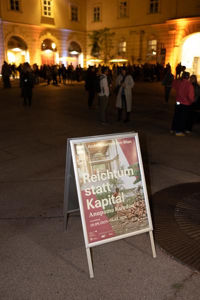 Anupama Kundoo "Reichtum statt Kapital" (Az W Architekturzentrum Wien, 18.9.2025 – 16.2.2026) Foto: eSeL.at - Lorenz Seidler