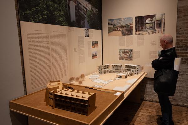 Anupama Kundoo "Reichtum statt Kapital" (Az W Architekturzentrum Wien, 18.9.2025 – 16.2.2026) Foto: eSeL.at - Lorenz Seidler