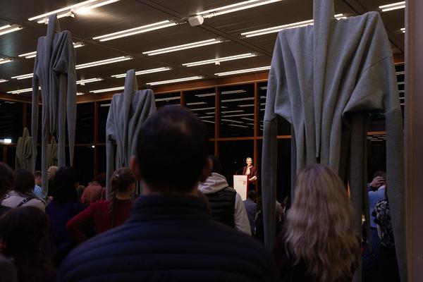 Sandra Mujinga: Skin to Skin (Belvedere 21, 29.1. - 31.5.2026) Foto: eSeL.at - Lorenz Seidler