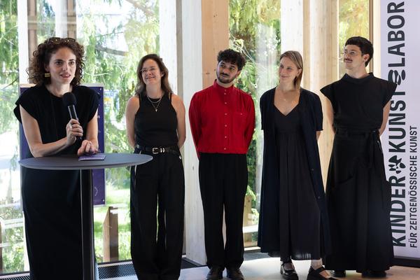&quot;Schattenfänger&quot; Robert Gabris, Iva Ivanova, Natalia Dominguez Rangel, Theodor Moise. Kuratiert von Lorena Moreno Vera (Kinder Kunst Labor St. Pölten, 19.9.2025 - 8.2.2026) Foto: eSeL.at - Lorenz Seidler
