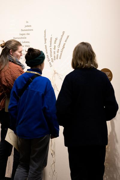 SEEDS. Reclaiming Roots, Sowing Futures (KunstHausWien / Museum Hundertwasser, 10.04.2026 – 14.02.2027) Foto: eSeL.at - Joanna Pianka