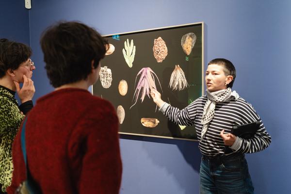 Public Tours: Seeds. Reclaiming Roots, Sowing Futures - Klima Biennale 2026 (Kunsthaus Wien, 12.04.2026) Foto: eSeL.at - Robert Puteanu