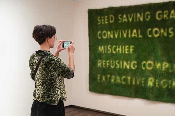Public Tours: Seeds. Reclaiming Roots, Sowing Futures - Klima Biennale 2026 (Kunsthaus Wien, 12.04.2026) Foto: eSeL.at - Robert Puteanu