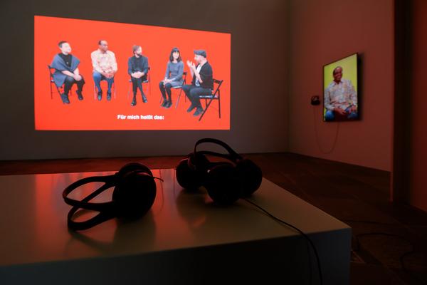 Belvedere 21: Oliver Ressler: Dog Days Bite Back (01.03.-02.06.2024) Foto: eSeL.at - Joanna Pianka Foto: eSeL.at - Joanna Pianka