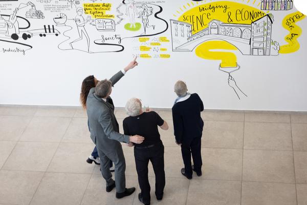 Eröffnung "Shaping Tomorrow´s World" - Wall Drawing by ThinkVisual / Chiara de Eccher (AIT Artloop, 8.4.2026) Foto: eSeL.at - Lorenz Seidler