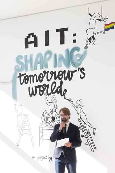 Eröffnung "Shaping Tomorrow´s World" - Wall Drawing by ThinkVisual / Chiara de Eccher (AIT Artloop, 8.4.2026) Foto: eSeL.at - Lorenz Seidler