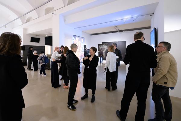 She, Who Dwells in the Shadows (Kunstraum Niederoesterreich, 12.03. - 09.05.2026) Foto: eSeL.at - Joanna Pianka