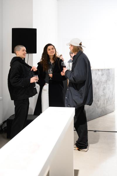 She, Who Dwells in the Shadows (Kunstraum Niederoesterreich, 12.03. - 09.05.2026) Foto: eSeL.at - Joanna Pianka