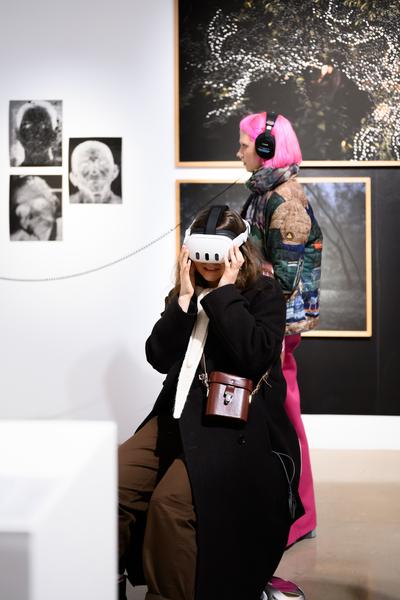 She, Who Dwells in the Shadows (Kunstraum Niederoesterreich, 12.03. - 09.05.2026) Foto: eSeL.at - Joanna Pianka