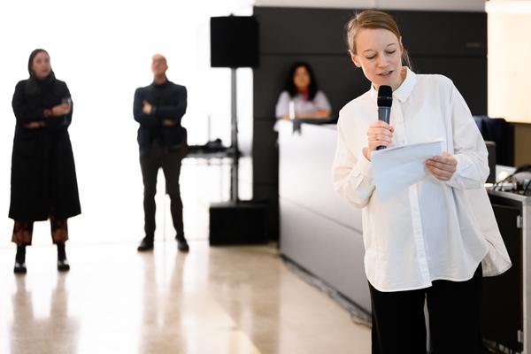 She, Who Dwells in the Shadows (Kunstraum Niederoesterreich, 12.03. - 09.05.2026) Foto: eSeL.at - Joanna Pianka