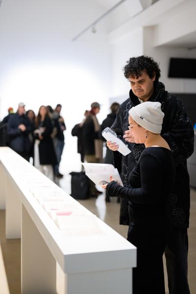 She, Who Dwells in the Shadows (Kunstraum Niederoesterreich, 12.03. - 09.05.2026) Foto: eSeL.at - Joanna Pianka