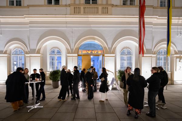 She, Who Dwells in the Shadows (Kunstraum Niederoesterreich, 12.03. - 09.05.2026) Foto: eSeL.at - Joanna Pianka