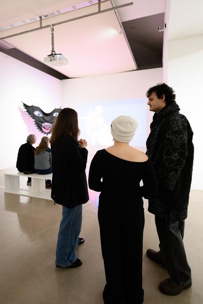 She, Who Dwells in the Shadows (Kunstraum Niederoesterreich, 12.03. - 09.05.2026) Foto: eSeL.at - Joanna Pianka