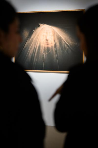 She, Who Dwells in the Shadows (Kunstraum Niederoesterreich, 12.03. - 09.05.2026) Foto: eSeL.at - Joanna Pianka