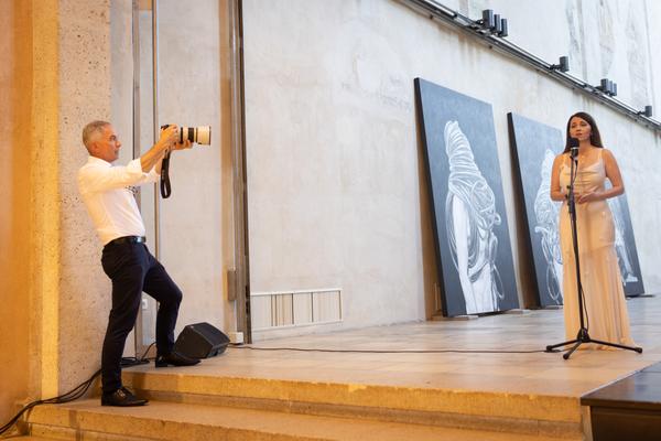 Soli Kiani "Hope moves History towards Freedom" (Dominikanerkirche Krems, 26.6.2026) Foto: eSeL.at - Lorenz Seidler