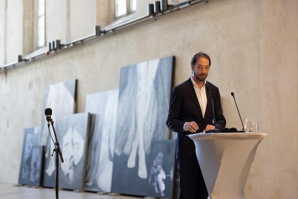 Soli Kiani "Hope moves History towards Freedom" (Dominikanerkirche Krems, 26.6.2026) Foto: eSeL.at - Lorenz Seidler