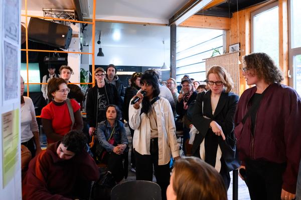 Klima Biennale: Solutions &amp; Strategies (Badeschiff, 29.04. - 03.05.2026) Foto: eSeL.at - Joanna Pianka