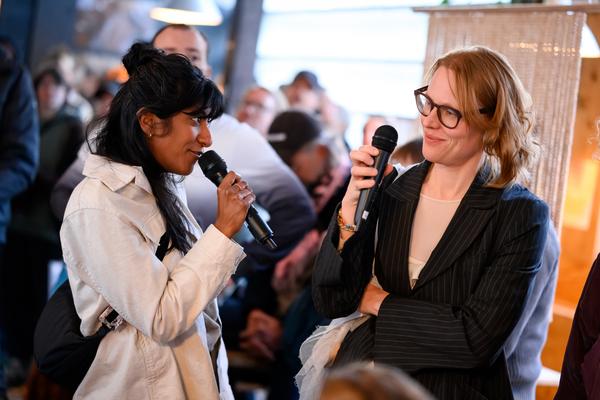 Klima Biennale: Solutions &amp; Strategies (Badeschiff, 29.04. - 03.05.2026) Foto: eSeL.at - Joanna Pianka