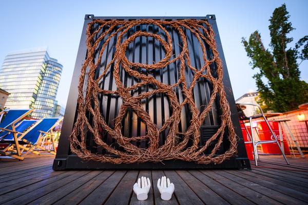 Klima Biennale: Solutions &amp; Strategies (Badeschiff, 29.04. - 03.05.2026) Foto: eSeL.at - Joanna Pianka