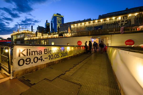 Klima Biennale: Solutions &amp; Strategies (Badeschiff, 29.04. - 03.05.2026) Foto: eSeL.at - Joanna Pianka