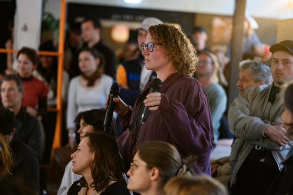 Klima Biennale: Solutions &amp; Strategies (Badeschiff, 29.04. - 03.05.2026) Foto: eSeL.at - Joanna Pianka