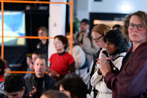 Klima Biennale: Solutions &amp; Strategies (Badeschiff, 29.04. - 03.05.2026) Foto: eSeL.at - Joanna Pianka