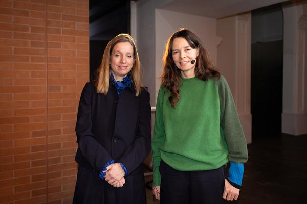 VIENNA ART WEEK: Sophie von Hellermann im Gespräch mit Michelle Cotton (Kunsthalle Wien, 11.11.2025) Foto: eSeL.at - Lorenz Seidler