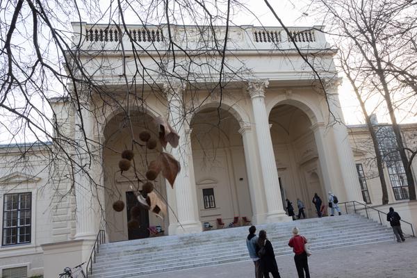 "still (a little life)" - Neven Allgeier, Judith Eisler, Pakui Hardware (The Hall. PART International Art Residency Austria, 7.3.2026) Foto: eSeL.at - Lorenz Seidler