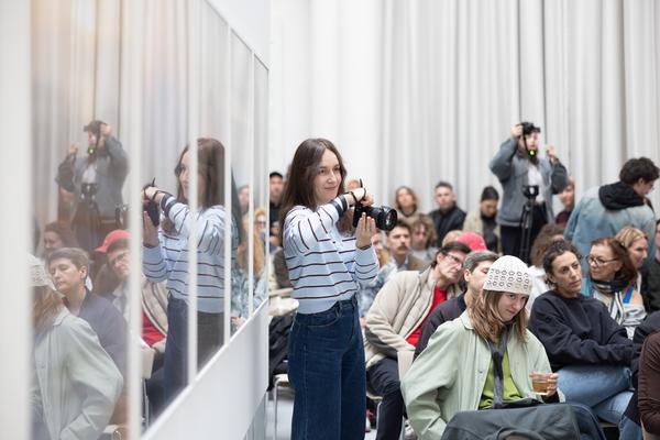 "still (a little life)" - Neven Allgeier, Judith Eisler, Pakui Hardware (The Hall. PART International Art Residency Austria, 7.3.2026) Foto: eSeL.at - Lorenz Seidler