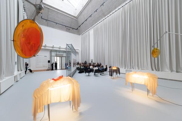 "still (a little life)" - Neven Allgeier, Judith Eisler, Pakui Hardware (The Hall. PART International Art Residency Austria, 7.3.2026) Foto: eSeL.at - Lorenz Seidler