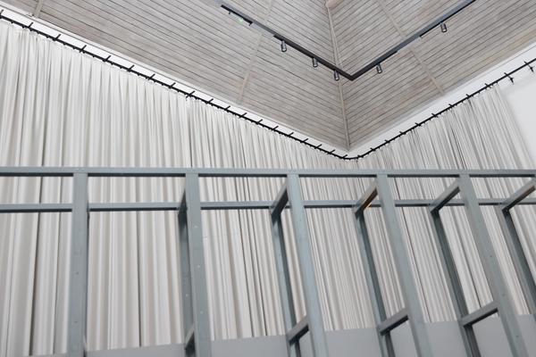 "still (a little life)" - Neven Allgeier, Judith Eisler, Pakui Hardware (The Hall. PART International Art Residency Austria, 7.3.2026) Foto: eSeL.at - Lorenz Seidler