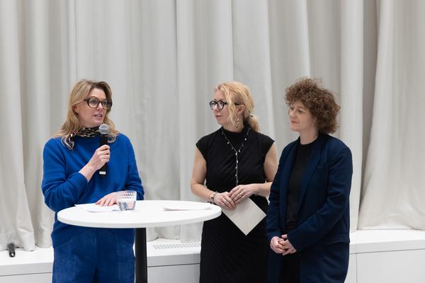 "still (a little life)" - Neven Allgeier, Judith Eisler, Pakui Hardware (The Hall. PART International Art Residency Austria, 7.3.2026) Foto: eSeL.at - Lorenz Seidler