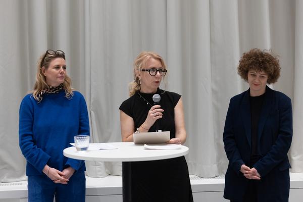 "still (a little life)" - Neven Allgeier, Judith Eisler, Pakui Hardware (The Hall. PART International Art Residency Austria, 7.3.2026) Foto: eSeL.at - Lorenz Seidler