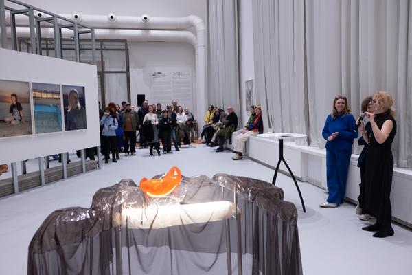 "still (a little life)" - Neven Allgeier, Judith Eisler, Pakui Hardware (The Hall. PART International Art Residency Austria, 7.3.2026) Foto: eSeL.at - Lorenz Seidler