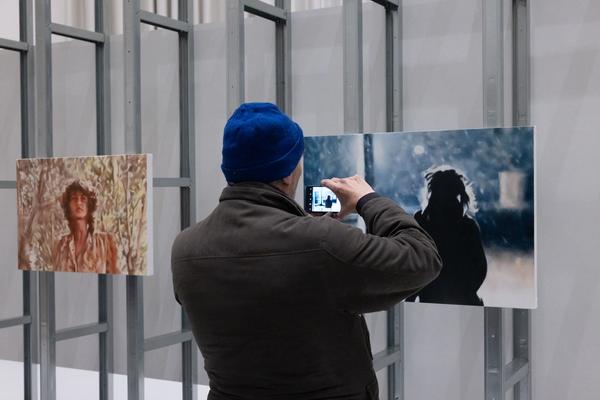 "still (a little life)" - Neven Allgeier, Judith Eisler, Pakui Hardware (The Hall. PART International Art Residency Austria, 7.3.2026) Foto: eSeL.at - Lorenz Seidler