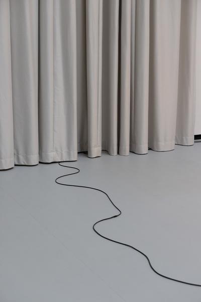 "still (a little life)" - Neven Allgeier, Judith Eisler, Pakui Hardware (The Hall. PART International Art Residency Austria, 7.3.2026) Foto: eSeL.at - Lorenz Seidler