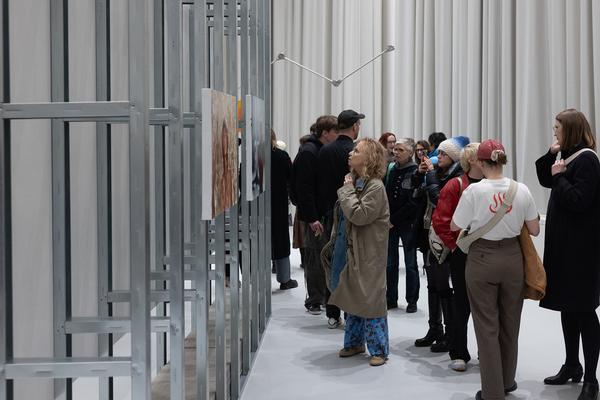 "still (a little life)" - Neven Allgeier, Judith Eisler, Pakui Hardware (The Hall. PART International Art Residency Austria, 7.3.2026) Foto: eSeL.at - Lorenz Seidler