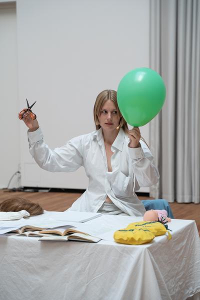 Stina Fors - Failing with Dignity (PART International Art Residency Austria, 26.06.2026) Foto: eSeL.at - Sarah Tasha