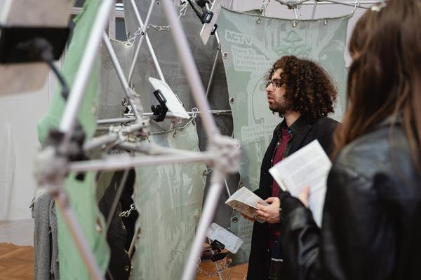 SUCK MY CODE! (Akademie der bildenden Künste / Exhibit Galerie, 05.11.2025 - 08.02.2026) Foto: eSeL.at - Robert Puteanu