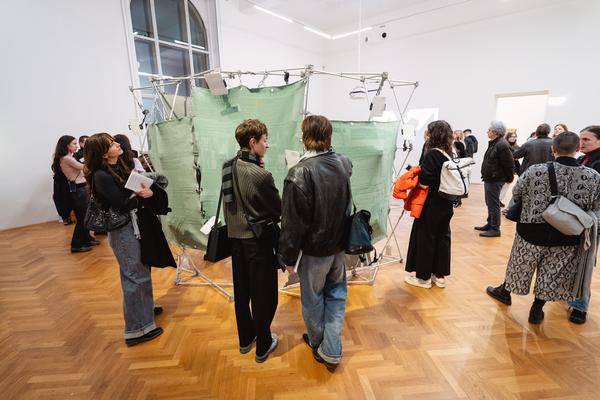 SUCK MY CODE! (Akademie der bildenden Künste / Exhibit Galerie, 05.11.2025 - 08.02.2026) Foto: eSeL.at - Robert Puteanu