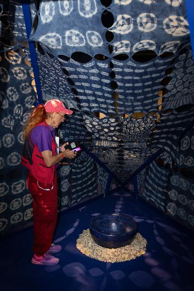 Tabita Rezaire: "Calabash Nebula - Cosmological Tales of Connection" (17.9.2025 - 11.1.2026) Foto: eSeL.at - Lorenz Seidler