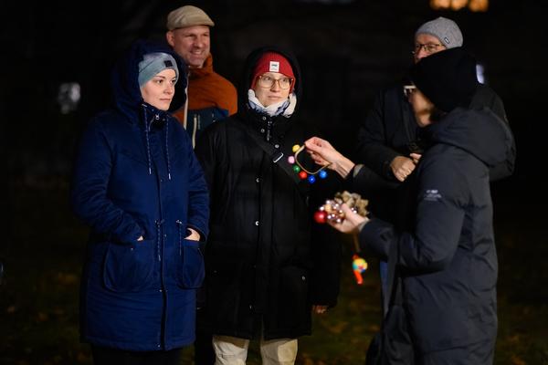 Juliana Herrero &quot;Tautropfen / Gotas de Rocío&quot; (Glaspavillon Bezirksmuseum Brigittenau, 12.11.2025) Foto: eSeL.at - Joanna Pianka