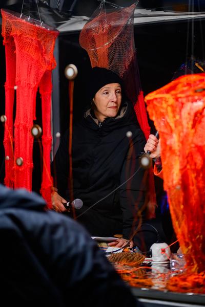 Juliana Herrero &quot;Tautropfen / Gotas de Rocío&quot; (Glaspavillon Bezirksmuseum Brigittenau, 12.11.2025) Foto: eSeL.at - Joanna Pianka