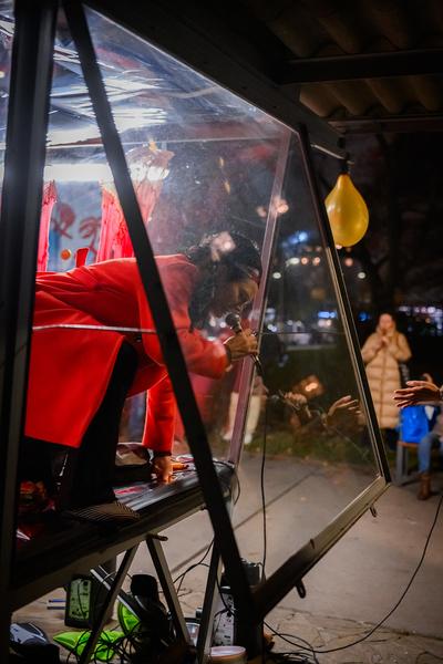 Juliana Herrero &quot;Tautropfen / Gotas de Rocío&quot; (Glaspavillon Bezirksmuseum Brigittenau, 12.11.2025) Foto: eSeL.at - Joanna Pianka