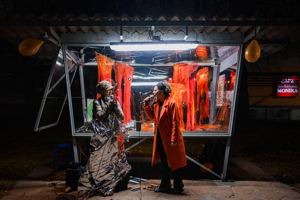 Juliana Herrero &quot;Tautropfen / Gotas de Rocío&quot; (Glaspavillon Bezirksmuseum Brigittenau, 12.11.2025) Foto: eSeL.at - Joanna Pianka