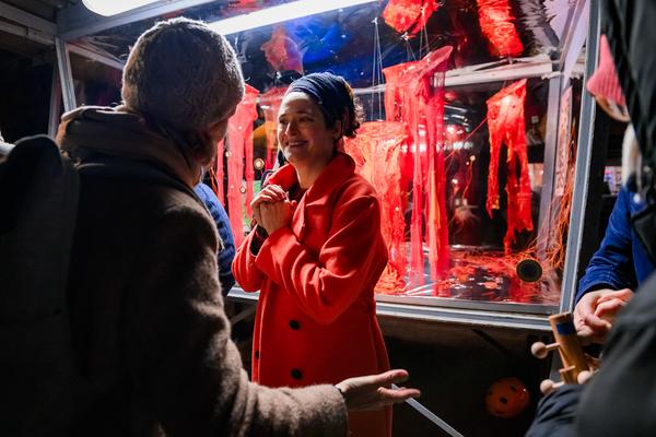 Juliana Herrero &quot;Tautropfen / Gotas de Rocío&quot; (Glaspavillon Bezirksmuseum Brigittenau, 12.11.2025) Foto: eSeL.at - Joanna Pianka