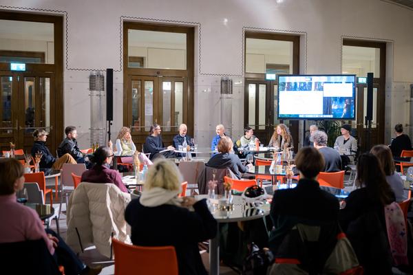 The Arts of Resistance – Buchpräsentation (AIL – Angewandte Interdisciplinary Lab, 27.11.2025) Foto: eSeL.at - Joanna Pianka